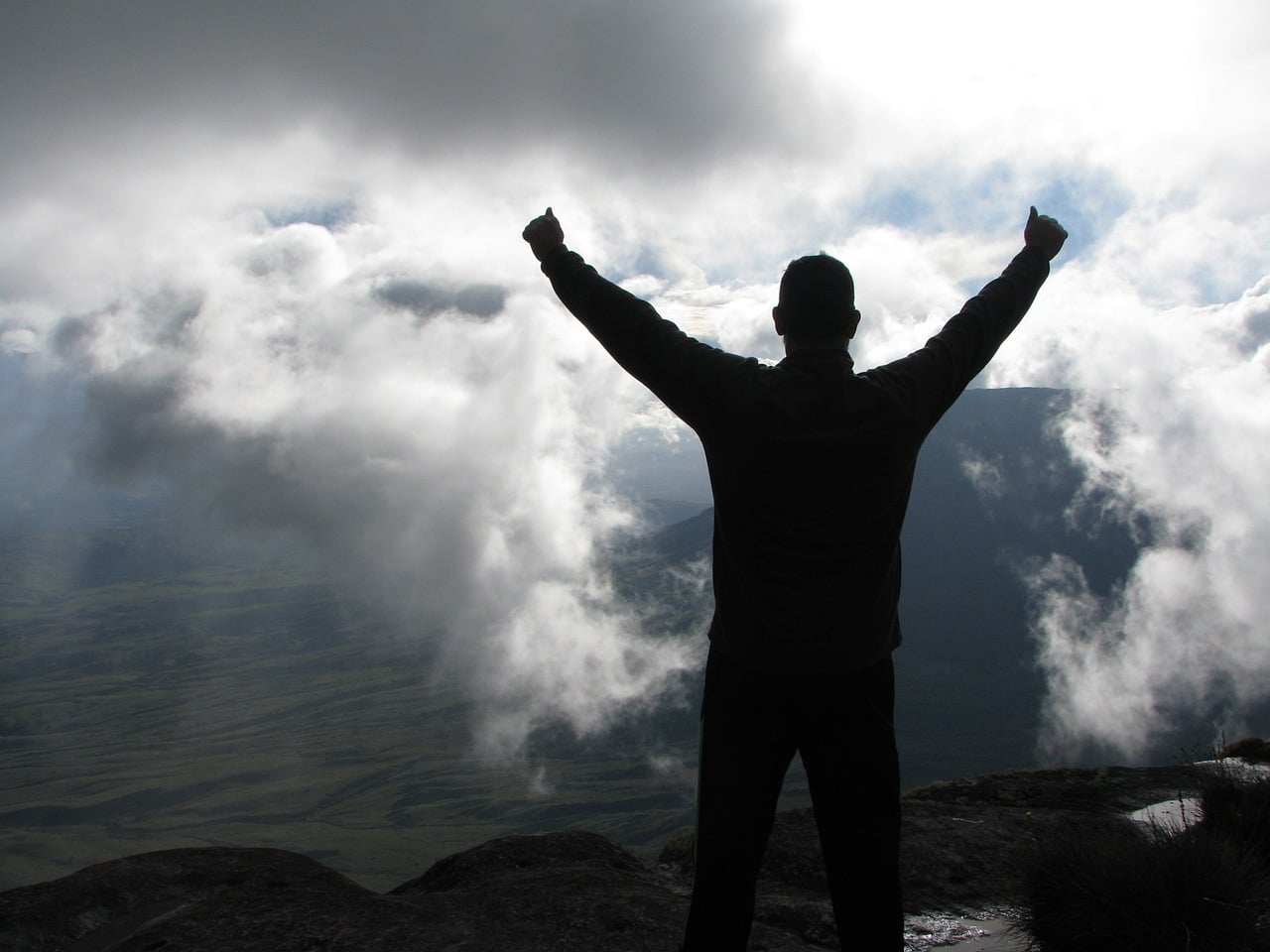 Se battre pour avancer : stratégies pour surmonter les obstacles